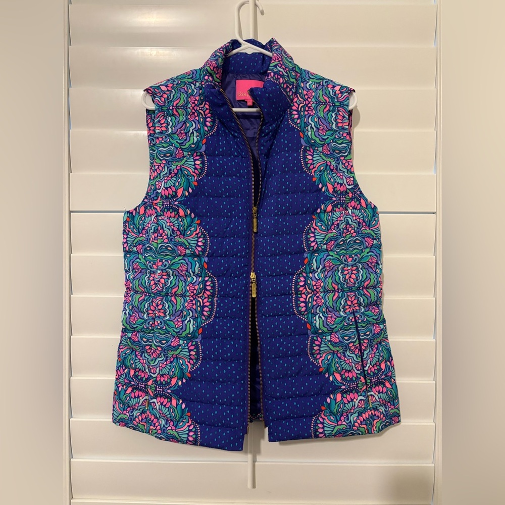 Lilly Pulitzer Navy Blue Pink Teal Quilted Vest - Picture 2 of 6